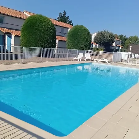 Le - Piscine - - Wifi Διαμέρισμα